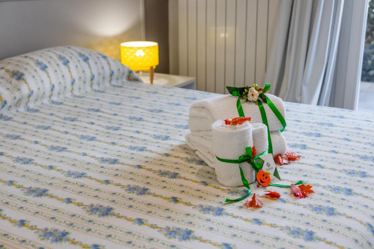 La Collina Di Montegrappa - Suites With Heated Private Pool - Suites With Shared Pool Tuglie Luaran gambar