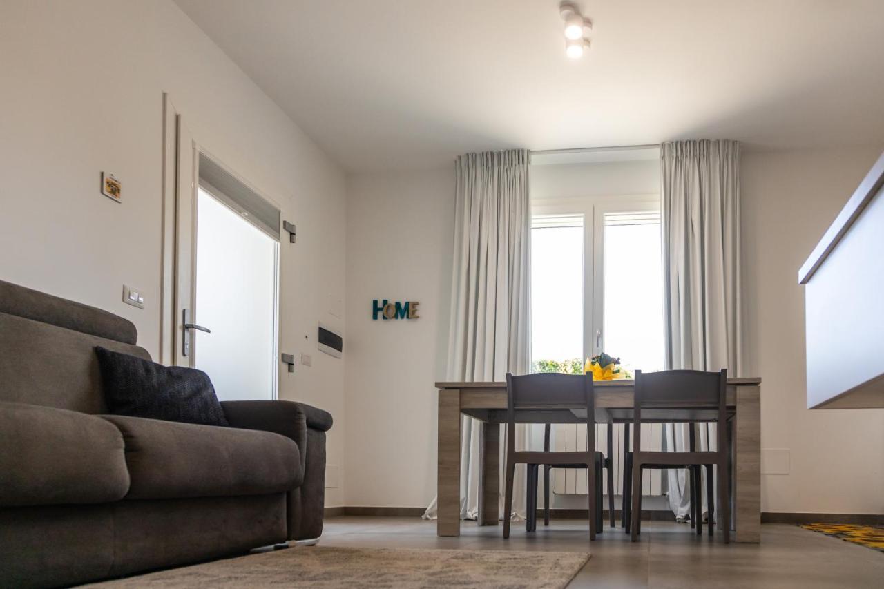 La Collina Di Montegrappa - Suites With Heated Private Pool - Suites With Shared Pool Tuglie Luaran gambar