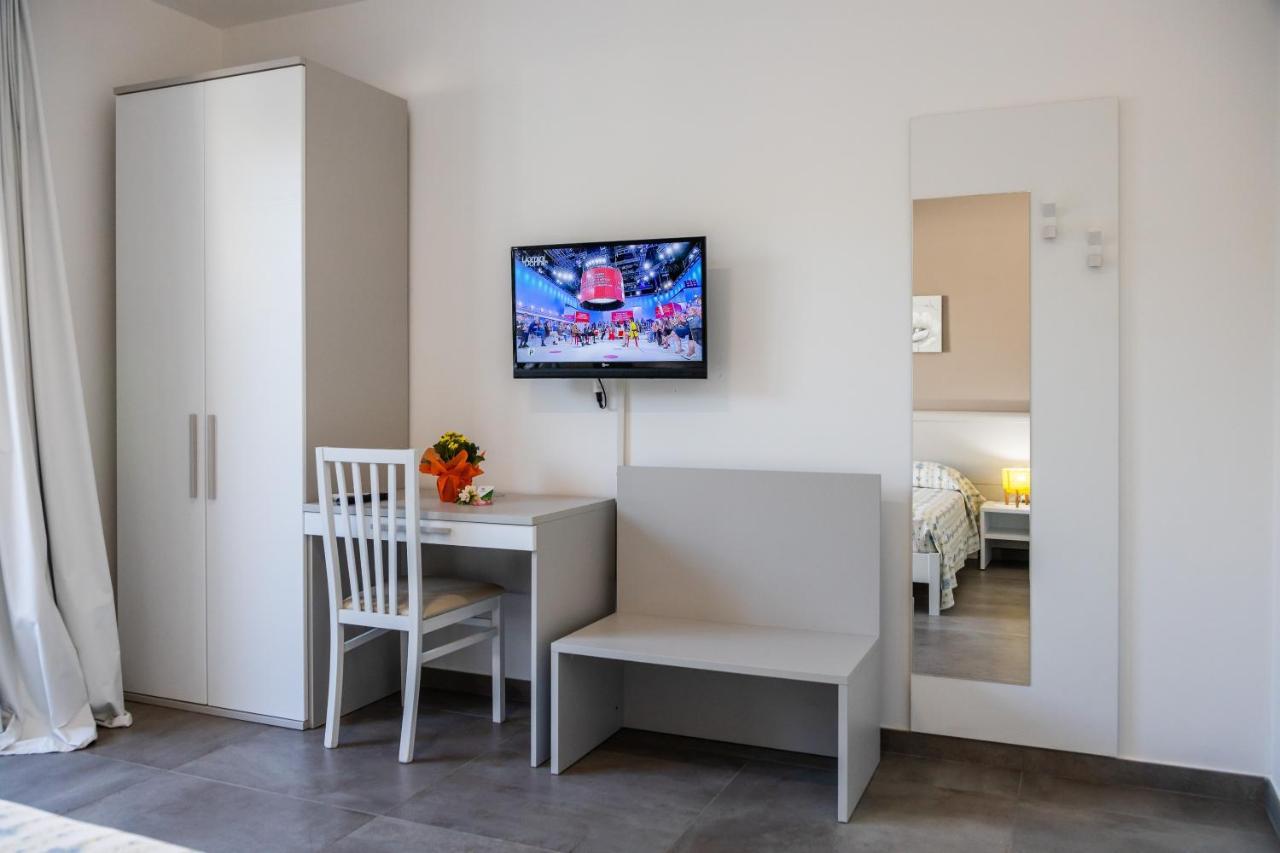 La Collina Di Montegrappa - Suites With Heated Private Pool - Suites With Shared Pool Tuglie Luaran gambar