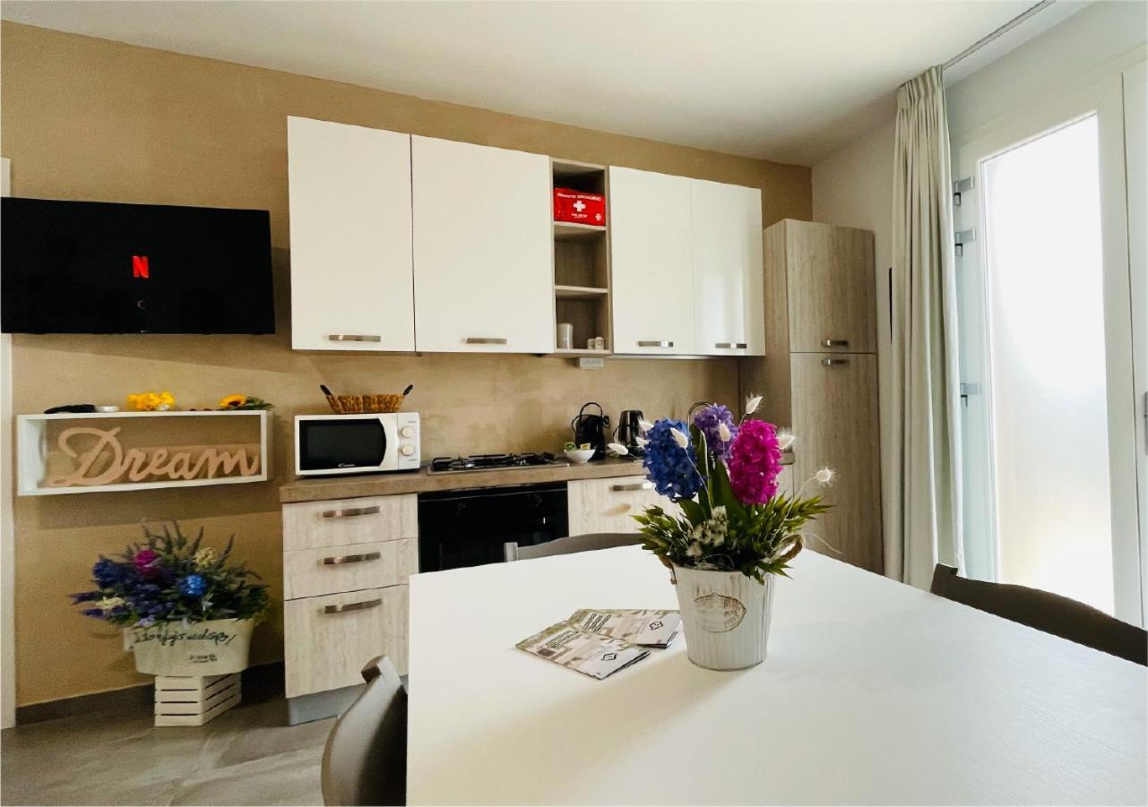 La Collina Di Montegrappa - Suites With Heated Private Pool - Suites With Shared Pool Tuglie Luaran gambar