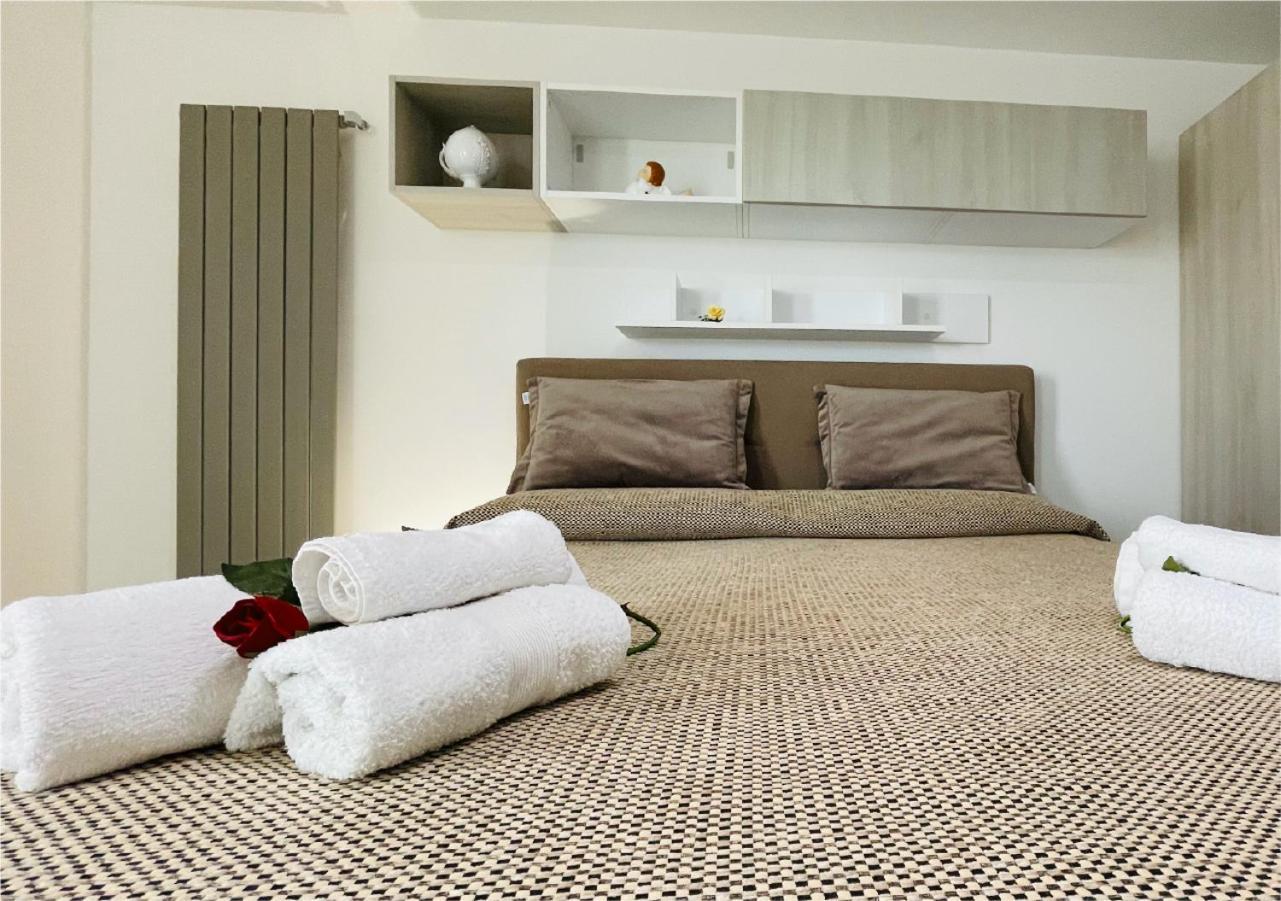 La Collina Di Montegrappa - Suites With Heated Private Pool - Suites With Shared Pool Tuglie Luaran gambar